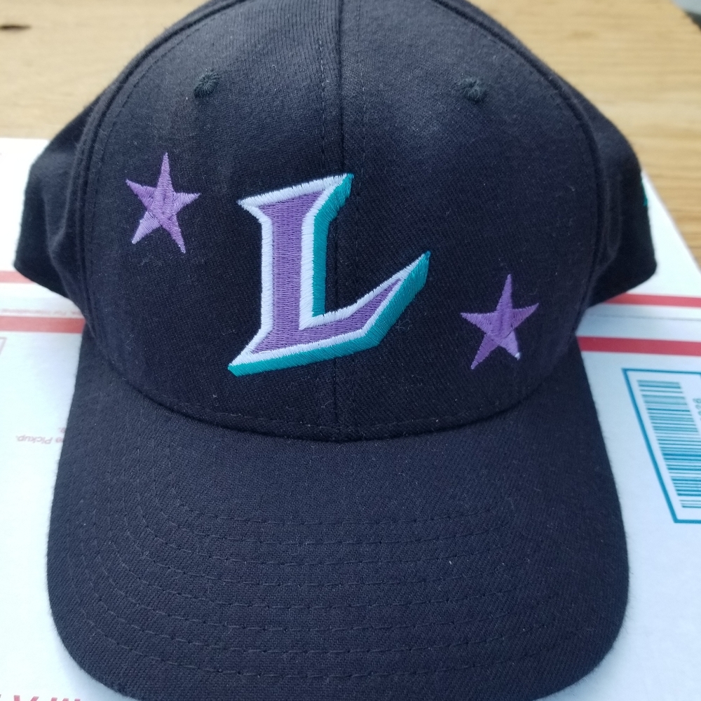 Vtg New Era 1999 L Hat